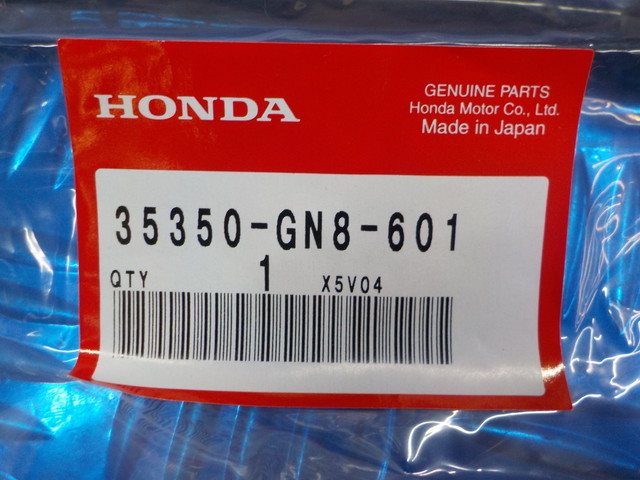 WD●〇（30）１点のみ純正部品新品未使用HONDAホンダ　NSR50リアブレーキストップスイッチ（35350-GN8-601）X5V04　5-11/24（ま）7　_画像3