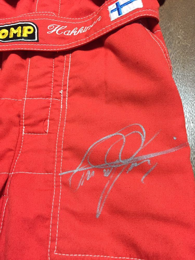 F1mika is  memory Mika HAKKINEN *95 actual use with autograph McLAREN Mercedes-Benz Marlboro racing suit ( life photograph attaching )