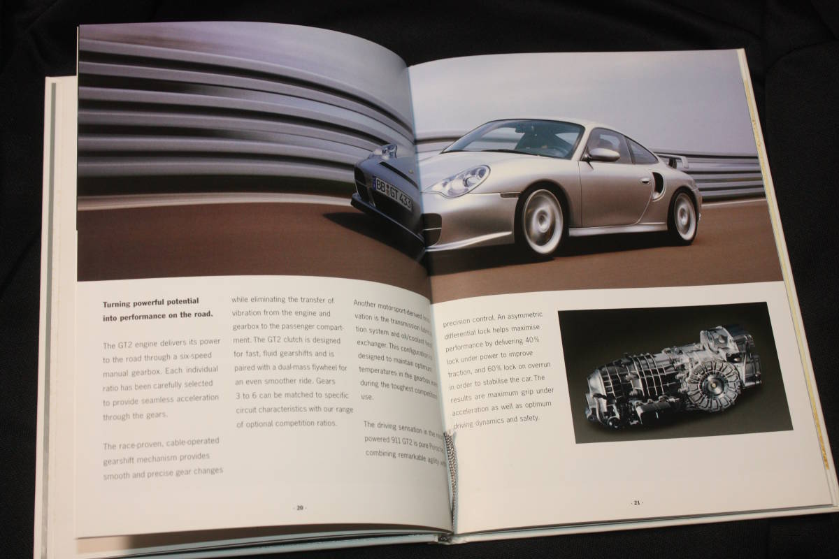 ★2004年モデル ポルシェ911 996GT2 厚口カタログ (ポルシェジャパン配布英語版) Porsche 996GT2後期型_画像4
