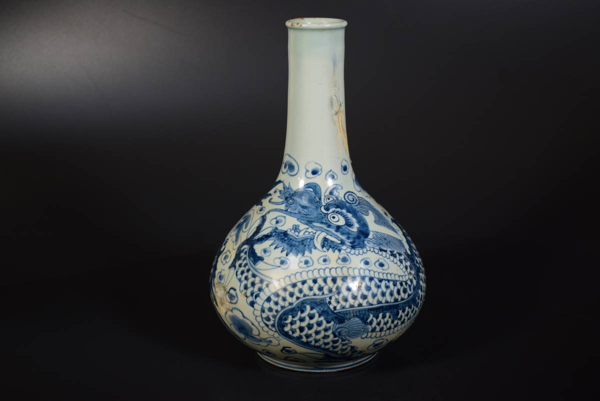 翌日発送可能】 【和】(7471) 時代古作 李朝染付龍文瓶 白磁染付 高麗