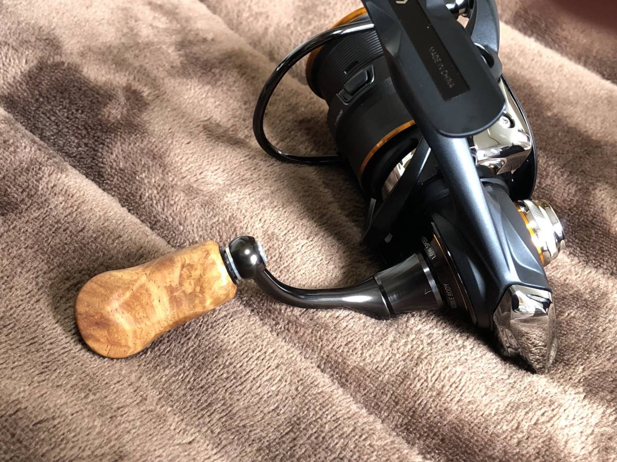ダイワ 21プレッソ LT2000SS-P SLPウッドノブ LT2000SSスプール ダイワ 21プレッソ LT2000SS-P SLPウッドノブ LT2000SSスプール