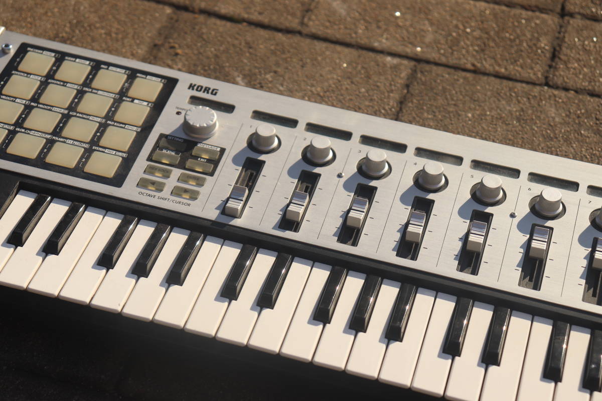 KORG コルグ MC-1 Micro Kontrol MIDIキーボード　本体のみ　未確認　現状品　_画像3