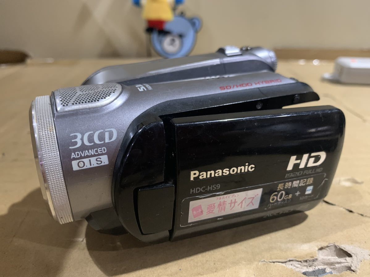 Panasonic HDC-HS9 デジタルハイビジョンビデオカメラレコーダー フルHD HDDムービー 録画再生確認済み 本体のみ_画像1