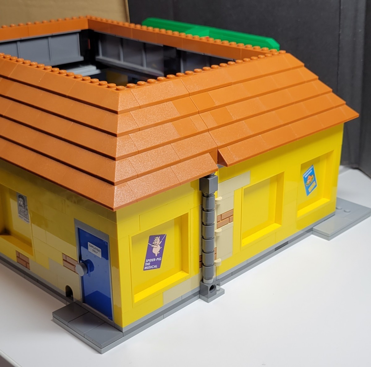 LEGO レゴ シンプソンズ 71016 クイックＥマート The Kwik-E-Mart 現状品 ジャンク ミニフィグ等欠品 タウン 建物 ジオラマ ミニチュア_画像8