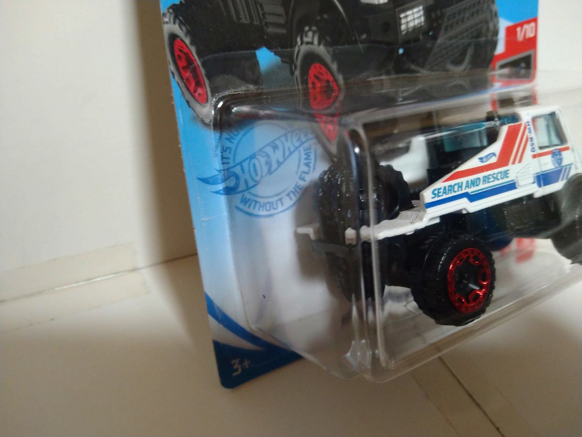 ホットウィール　HW RESCUE 　　　　　　メルセデス・ベンツ　ウニモグ　　　1300 Hot Wheels_画像4