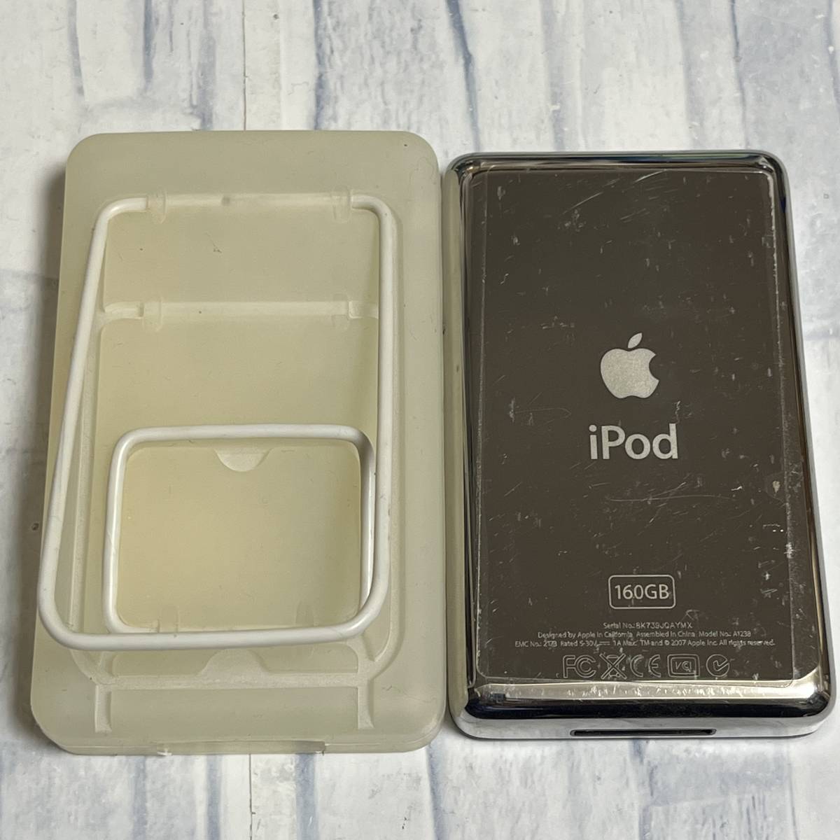 【正常動作品】iPod classic 160GB 第6世代 本体 ブラック 厚型　MB150J★即決★_画像3