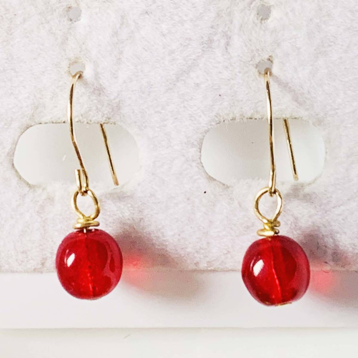  beautiful goods K10 stamp natural stone? glass? 10K gold Gold earrings No.5679