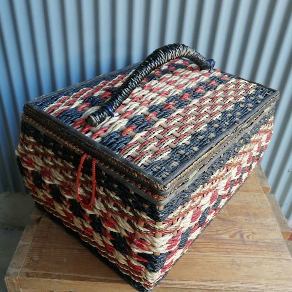 ヴィンテージ 昭和レトロ 当時物 裁縫箱 ソーイングボックス 刺繍 裁縫 ヴィンテージ 昭和レトロ 当時物 裁縫箱 ソーイングボックス 刺繍 裁縫