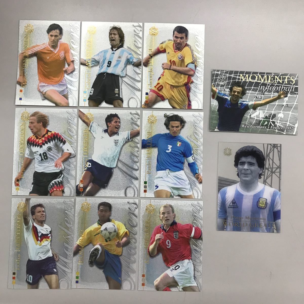 Futera 2004 サッカーカード　WORLD FOOTBALL　MASTERSカード 全9種など 計11枚　マラドーナ・バティストゥータ・ロマーリオ など_画像1