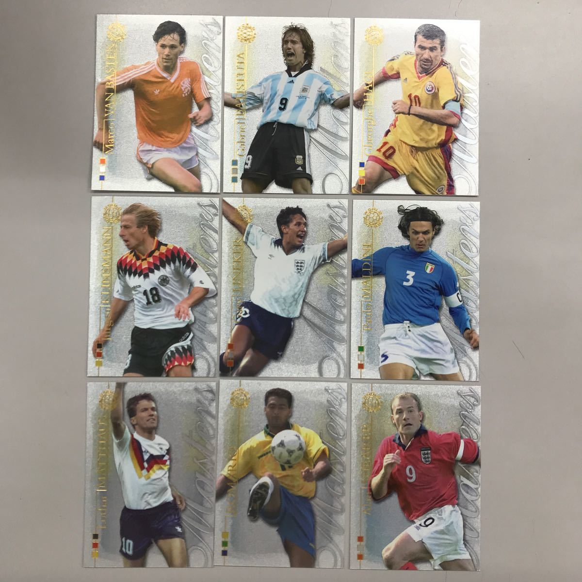 Futera 2004 サッカーカード　WORLD FOOTBALL　MASTERSカード 全9種など 計11枚　マラドーナ・バティストゥータ・ロマーリオ など_画像2