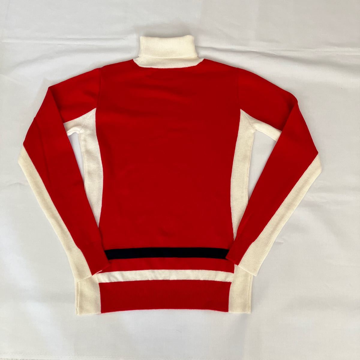 marie claire sport ゴルフ　セーター 赤　紺　白　Mサイズ　未使用　美品_画像4