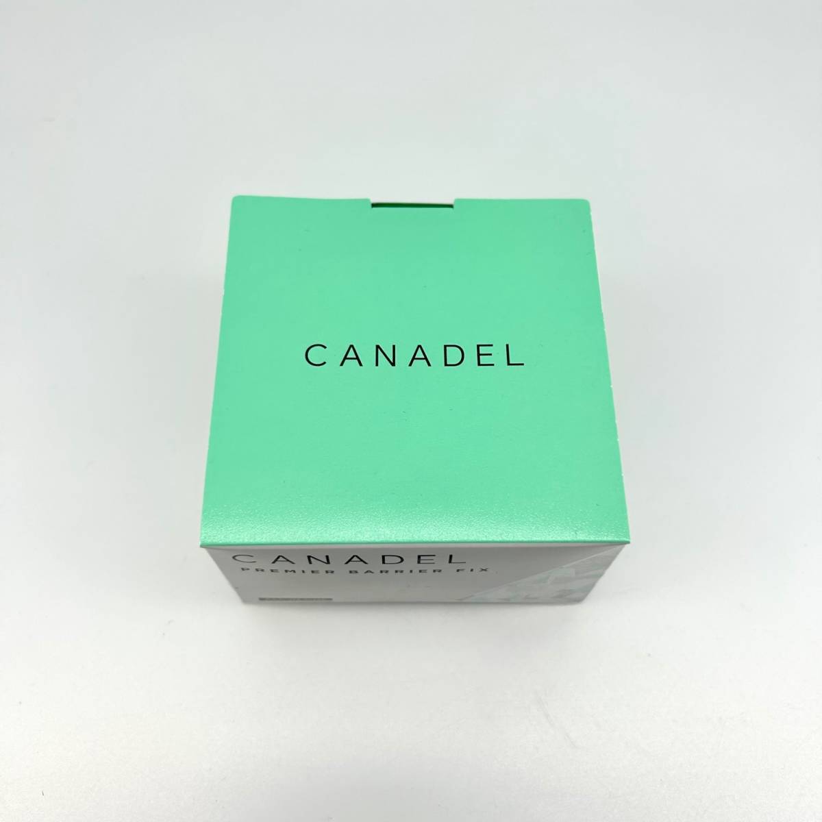 CANADEL 緑 カナデル プレミアバリアフィックス オールインワン 美容液ジェル 58g 保湿 乾燥対策 エイジングケア 小じわ_画像3