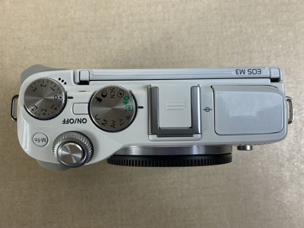◆FB42 ●未使用● Canon ミラーレス一眼 デジタルカメラ EOS M3　動作未確認　本体・レンズ・バッテリーパック等セット　美品！◆N_画像3