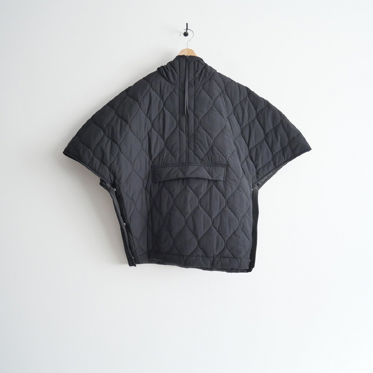 2022AW / H BEAUTY＆YOUTH / NYLON QUILTED HOOD PONCHO/アウター / 2302-0046_画像1