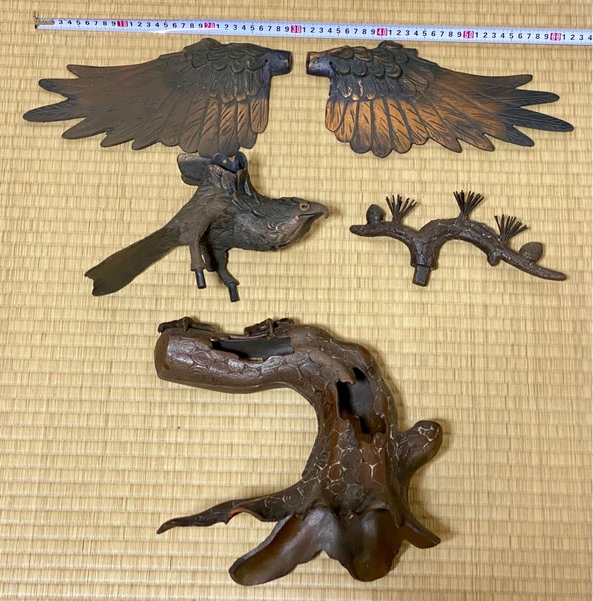 出世鷹 鷲 タカ 縁起物 置物 オブジェ インテリア 金属製 鉄製 出世鷹 鷲 タカ 縁起物 置物 オブジェ インテリア 金属製 鉄製