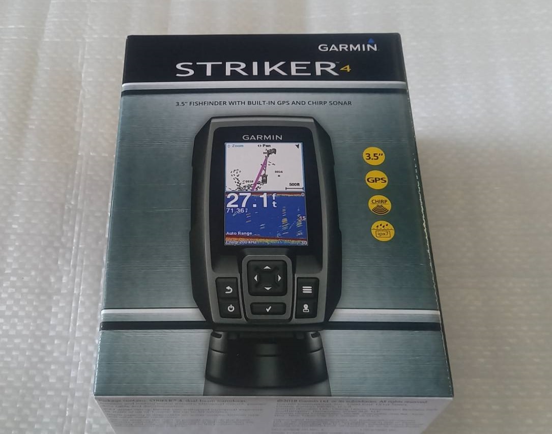 【未使用品】GARMIN STRIKER4 ガーミン・ストライカー４　魚群探知機 _画像1