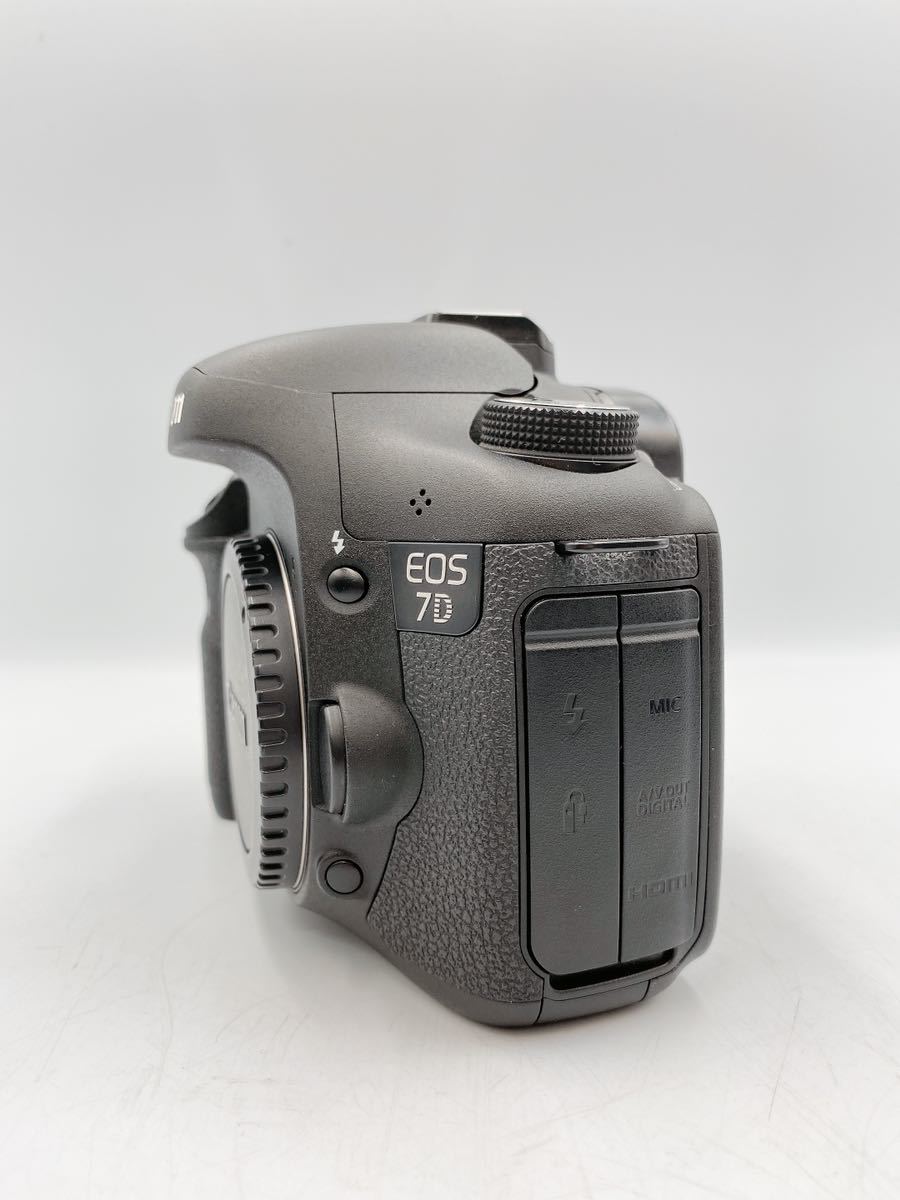 Canon キャノンEOS デジタル一眼レフカメラ EOS7D ボディ 予備バッテリー２個 充電器 ☆1円スタート_画像6