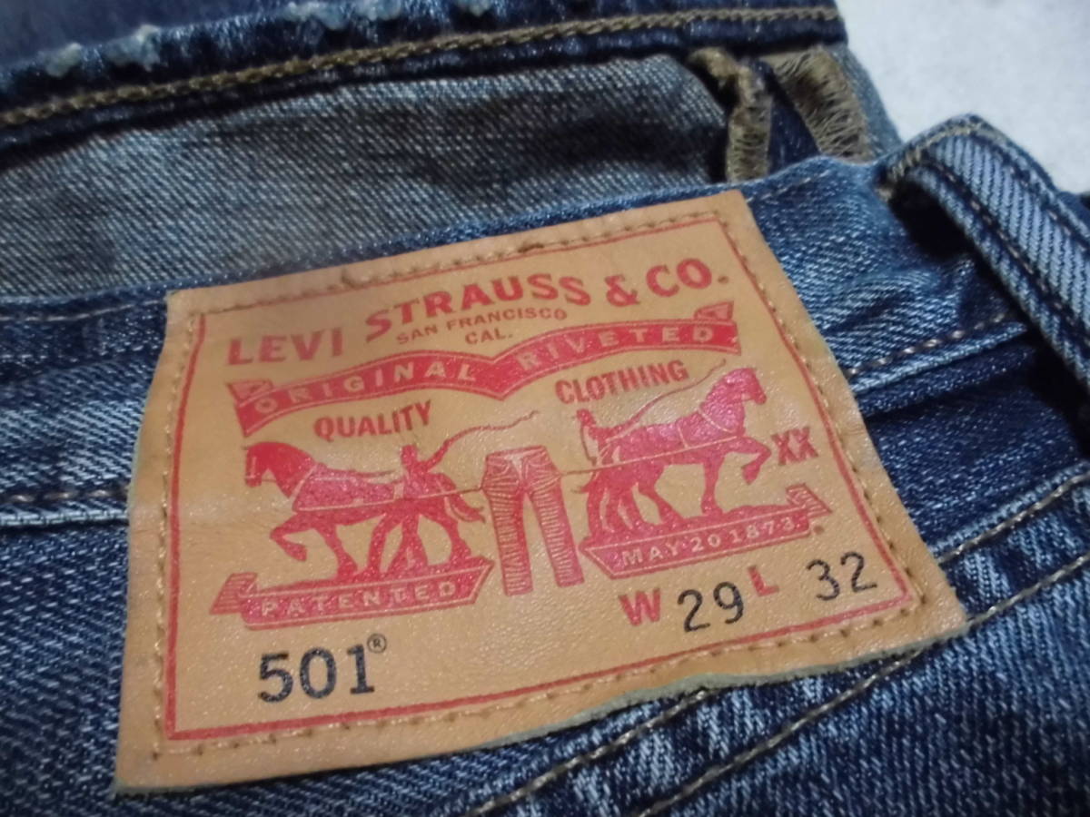 ■　1円～売り切り　Levis　501　革パッチ　スモールe　良い色落ち　濃紺　美中古　　　　W29_画像1