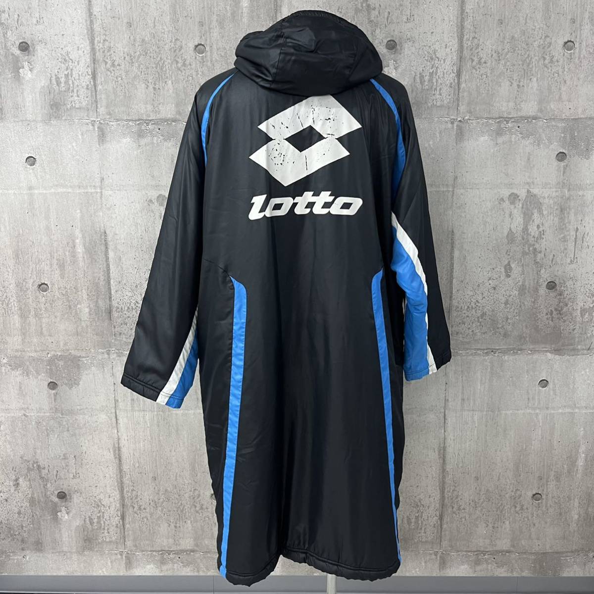 ★M11-3■ メンズ ベンチコート 5点 まとめ売り NIKE ナイキ Champion チャンピオン LOTTOサイズ色々 黒 ネイビー 中綿 スポーツ 観戦_画像6