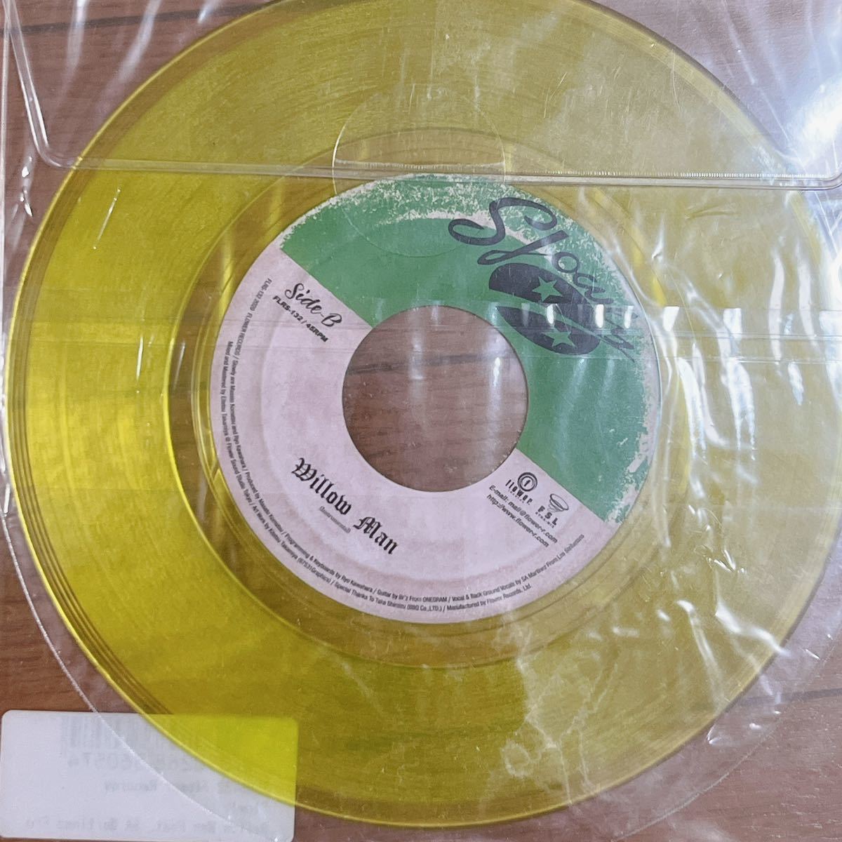 【新品 未聴品】 SLOWLY / WILLOW MAN 7inch EP