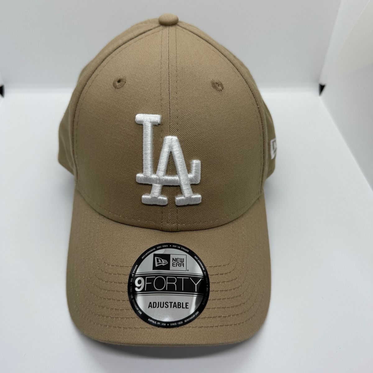 NEW ERA ニューエラ MLB 正規品 帽子 ユニセックス 海外限定　ホワイト　白　ベージュ　LA ロサンゼルスドジャース