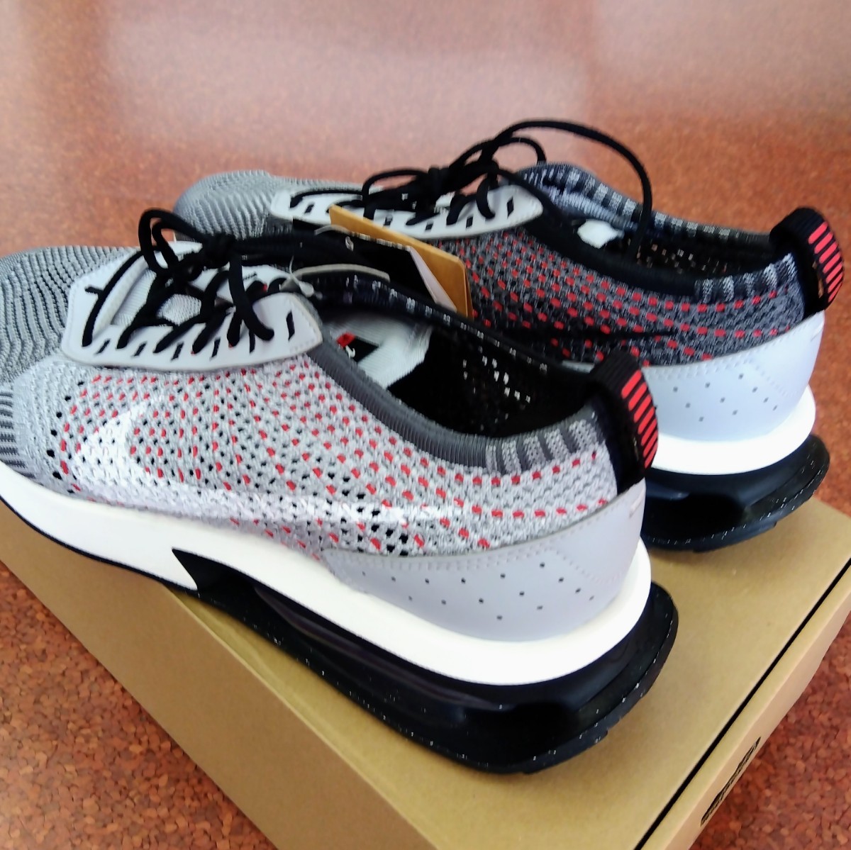 [新品] NIKE AIR MAX FLYKNIT RACER ナイキ エアマックス フライニット レーサー ジム/トレーニング ランニング/ジョギング 27.5cm_画像4