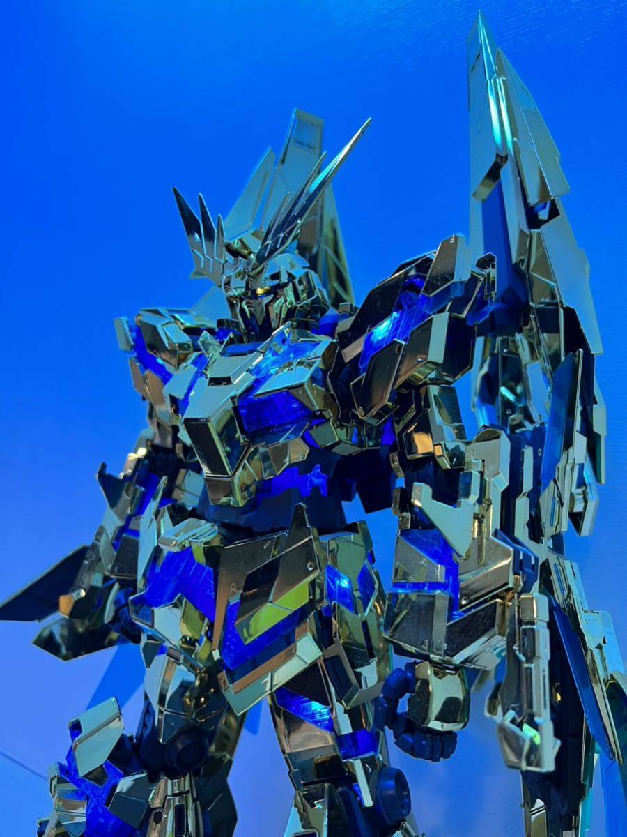 完成品 PG 1/60 機動戦士ガンダムUC MSV ユニコーンガンダム3号機 フェネクス ガンプラ完成品 LEDユニット内蔵_画像1