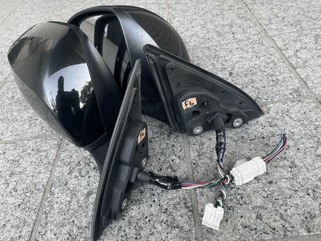 後期 スバル レガシィ BMG/BM9用純正ドアミラー 左右2/2 J30/37J 後期 スバル レガシィ BMG/BM9用純正ドアミラー 左右2/2 J30/37J