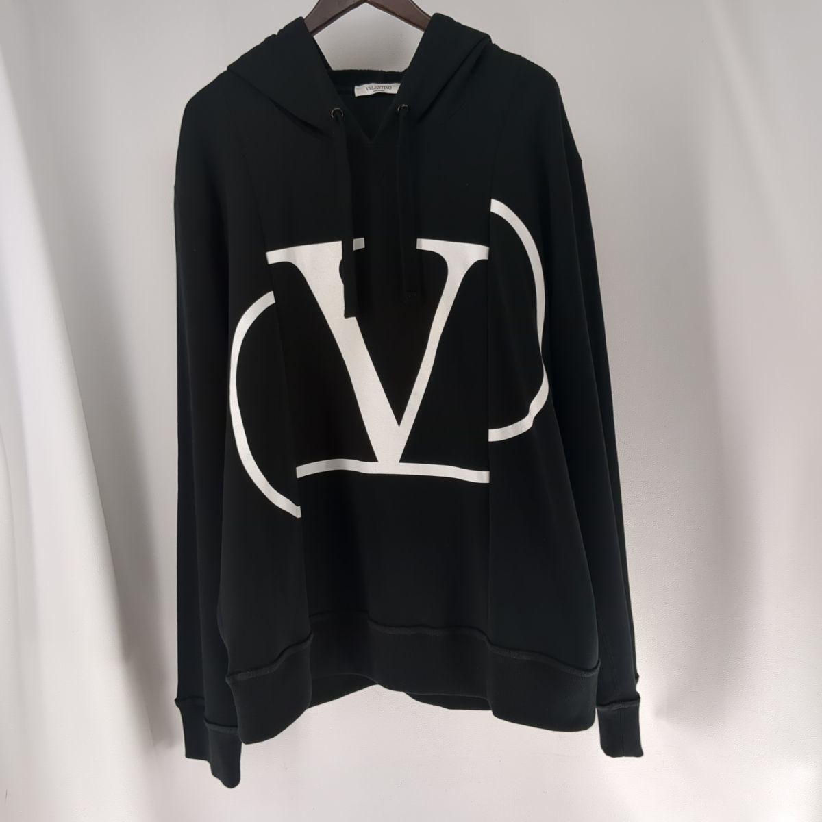 ヴァレンティノ　スウェットパーカー　XL　Vロゴ　ブラック　メンズ　VALENTINO　古着　中古　◆3114/高洲店