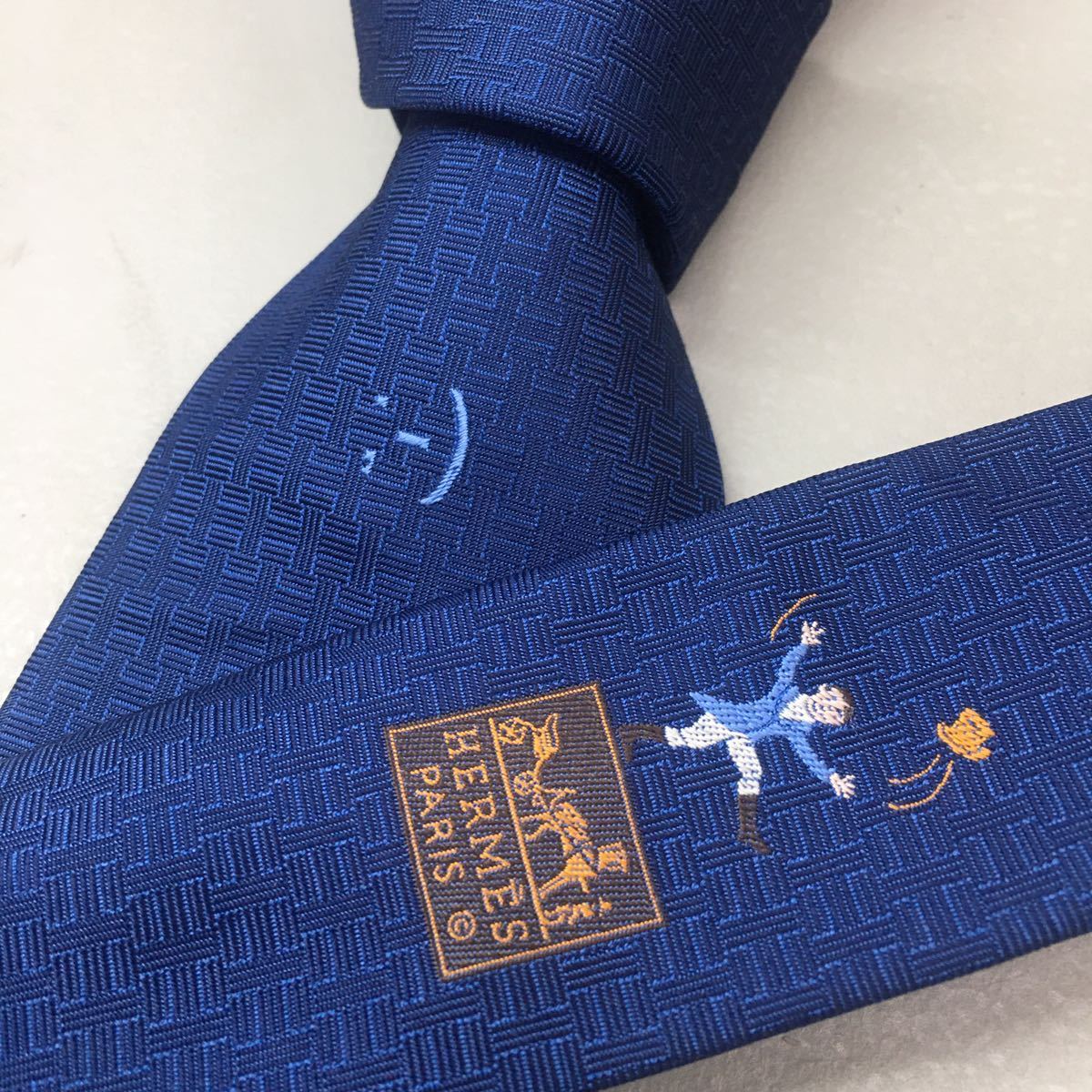 SU■ HERMES エルメス ネクタイ 紺 ネイビー ブルー系 ファソネ H柄 総柄 ワンポイント 刺繍 シルク100% メンズ 紳士用 ビジネス スーツ_画像1