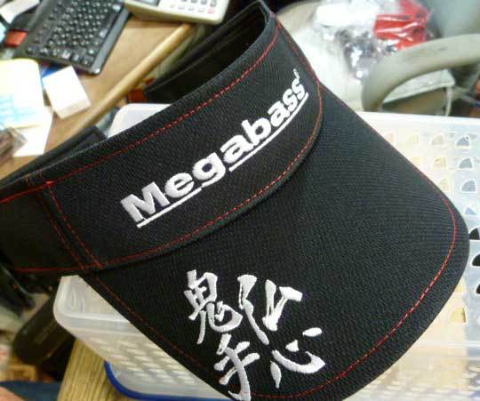 メガバス Megabass サンバイザー BLACK/WHITE_画像1