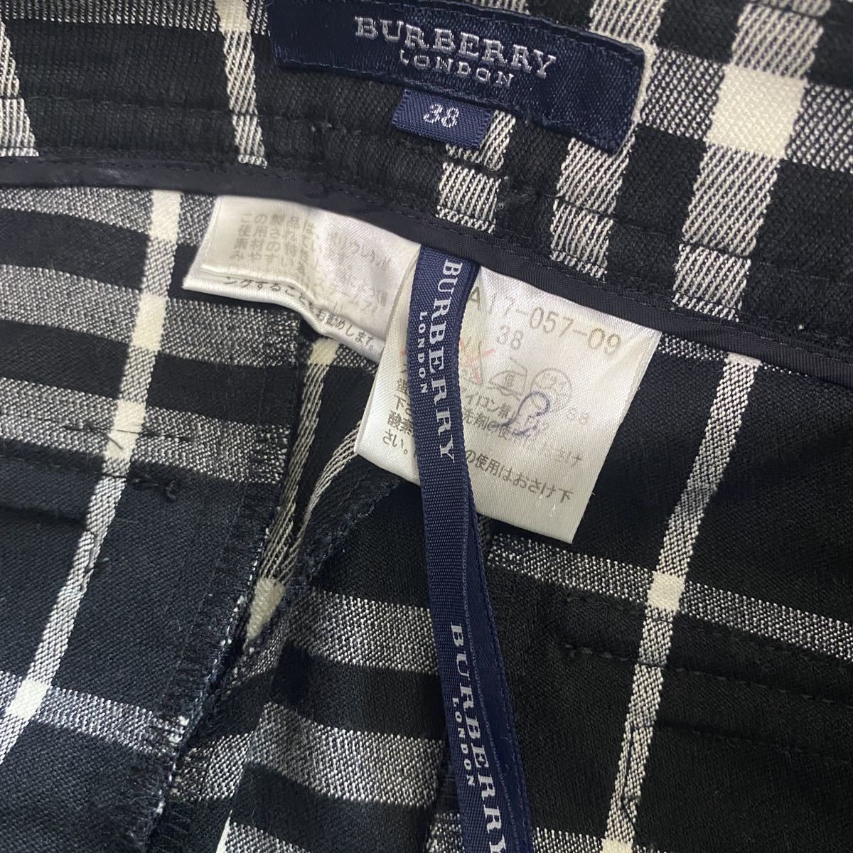 美品 三陽商会 BURBERRY LONDON ノバチェック サイドスリット クロップド カジュアル パンツ レディース 38_画像8