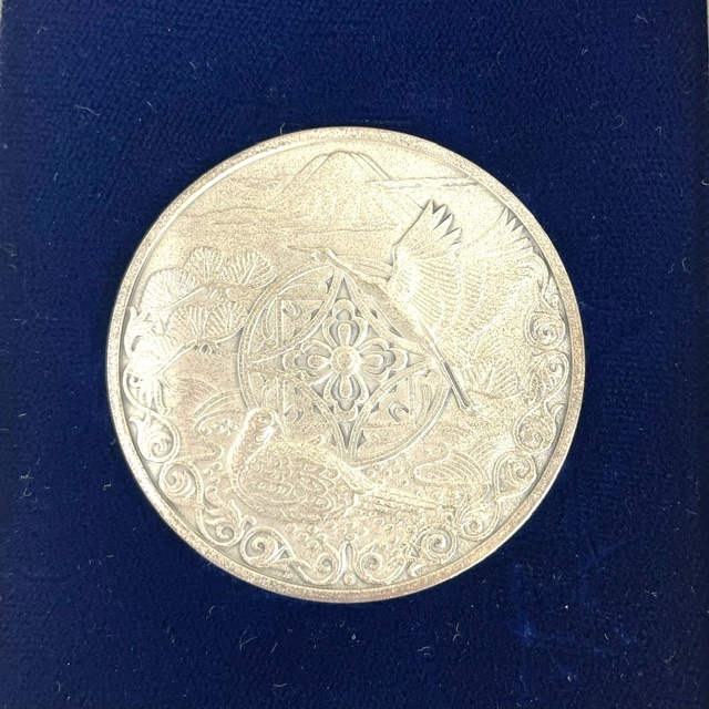 【大黒屋】 新日本銀行発行記念メダル 1984年 123.4g【中古品】_画像3