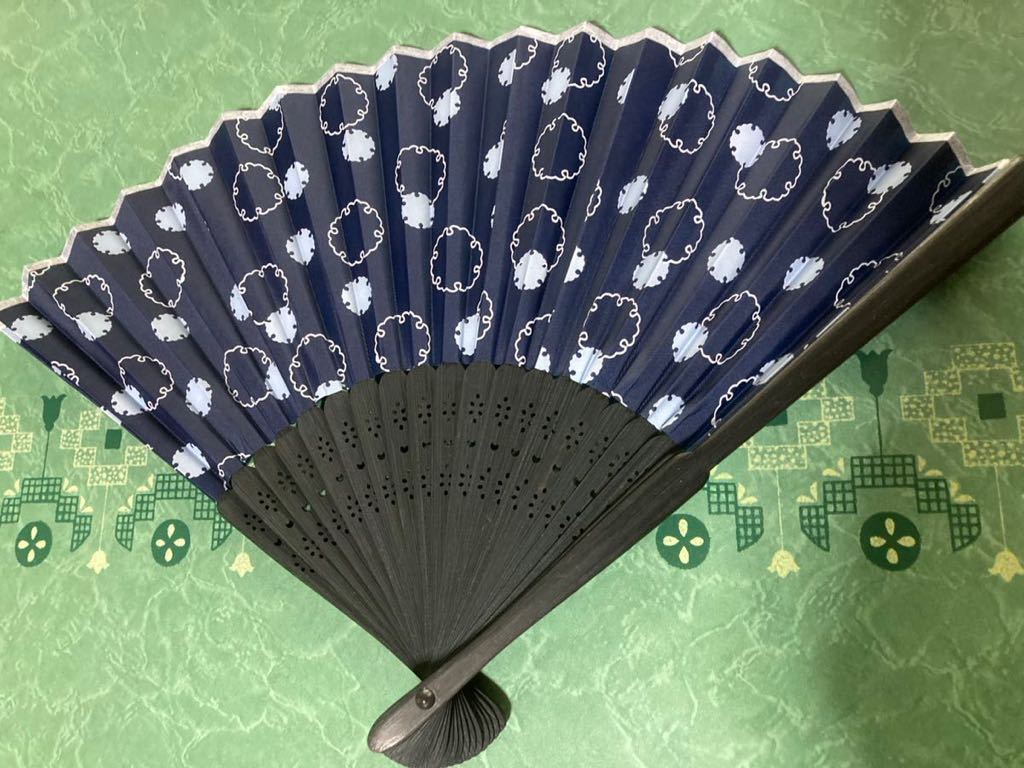 【新品・未使用】扇子 せんす 上品 UVせんす上質 綿混素材 和 和雑貨 浴衣 ゆかた_画像1