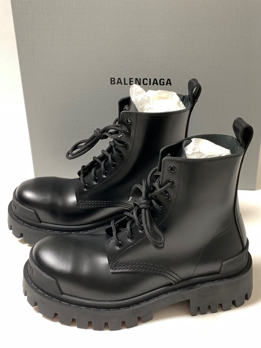 新品《 BALENCIAGA バレンシアガ 》Strike Lace-up Boots 36 新品《 BALENCIAGA バレンシアガ 》Strike Lace-up Boots 36