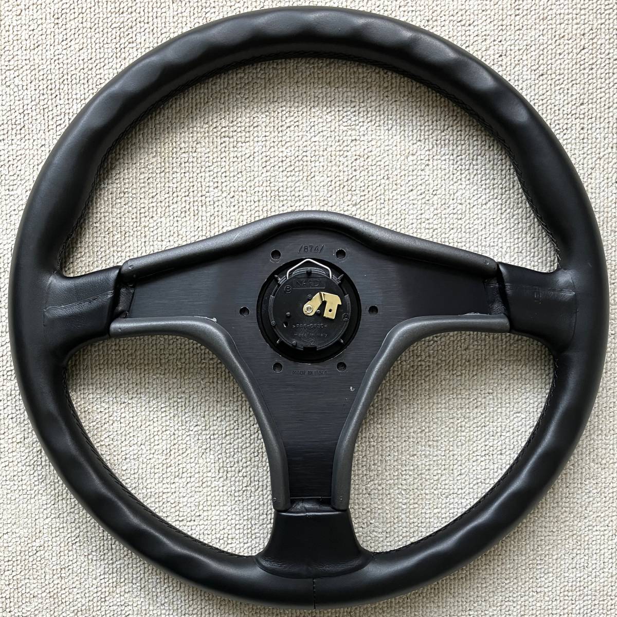 【超美品】NARDI ナルディ ガラ ステアリング 365mm TRD ホーンボタン FET/トヨタ/AE86/SW20/JZX100/土屋圭市/ドリキン/TOM‘S/トムズ/MOMO_画像8