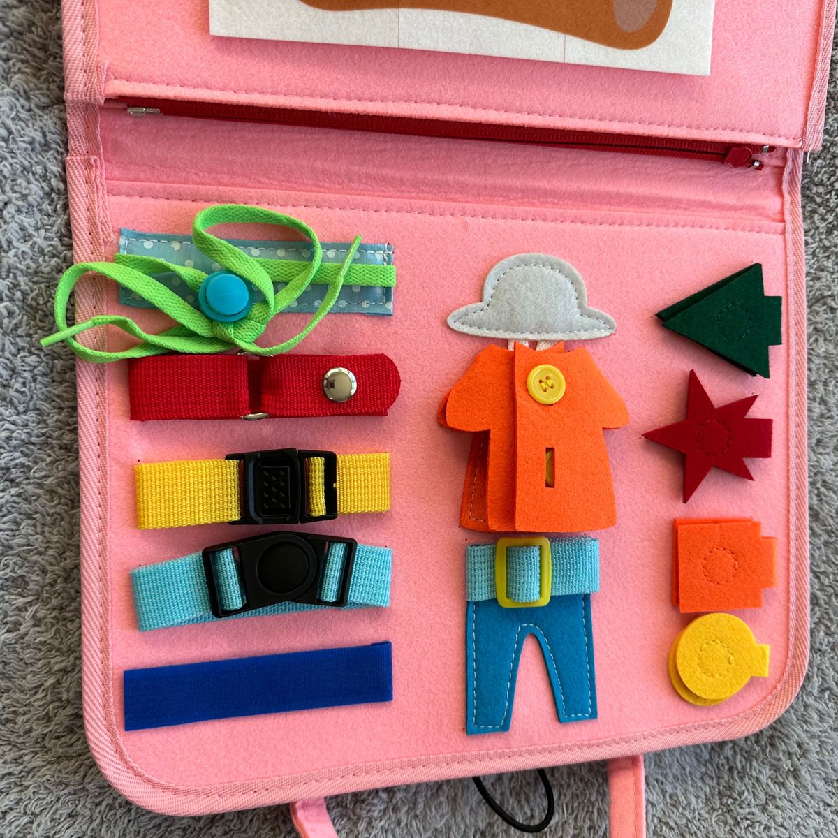 ビジーボード 知育玩具 モンテッソーリ 知育 バッグ 教育 幼児 パズル 学習 知 育 おもちゃ ピンク モンテッソーリ 
