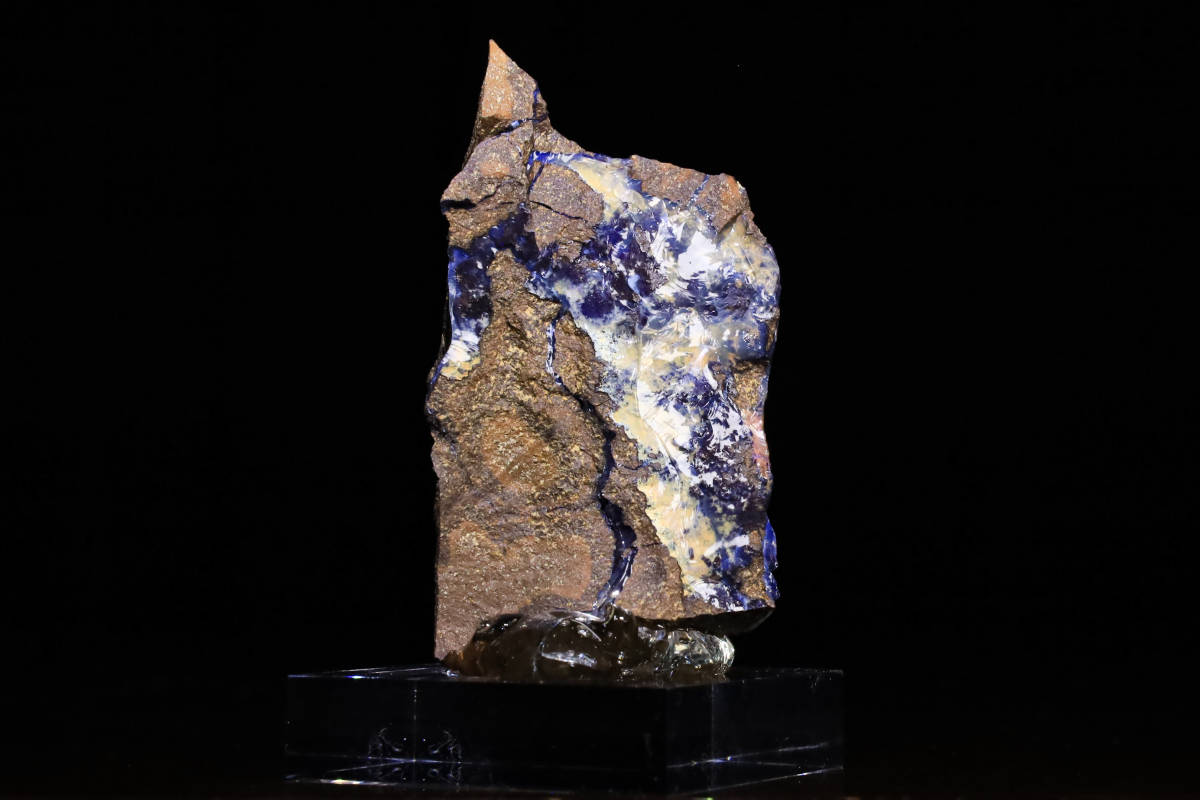 ボルダーオパール 特有の青さ 48g 天然石 結晶 原石 鉱物 標本