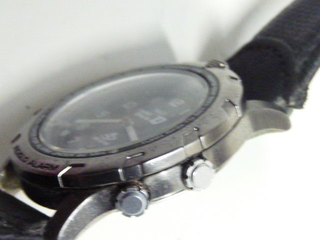 電池交換◆タイメックス timex Solid Black Q INDIGLO H7 クオーツ腕時計_画像5