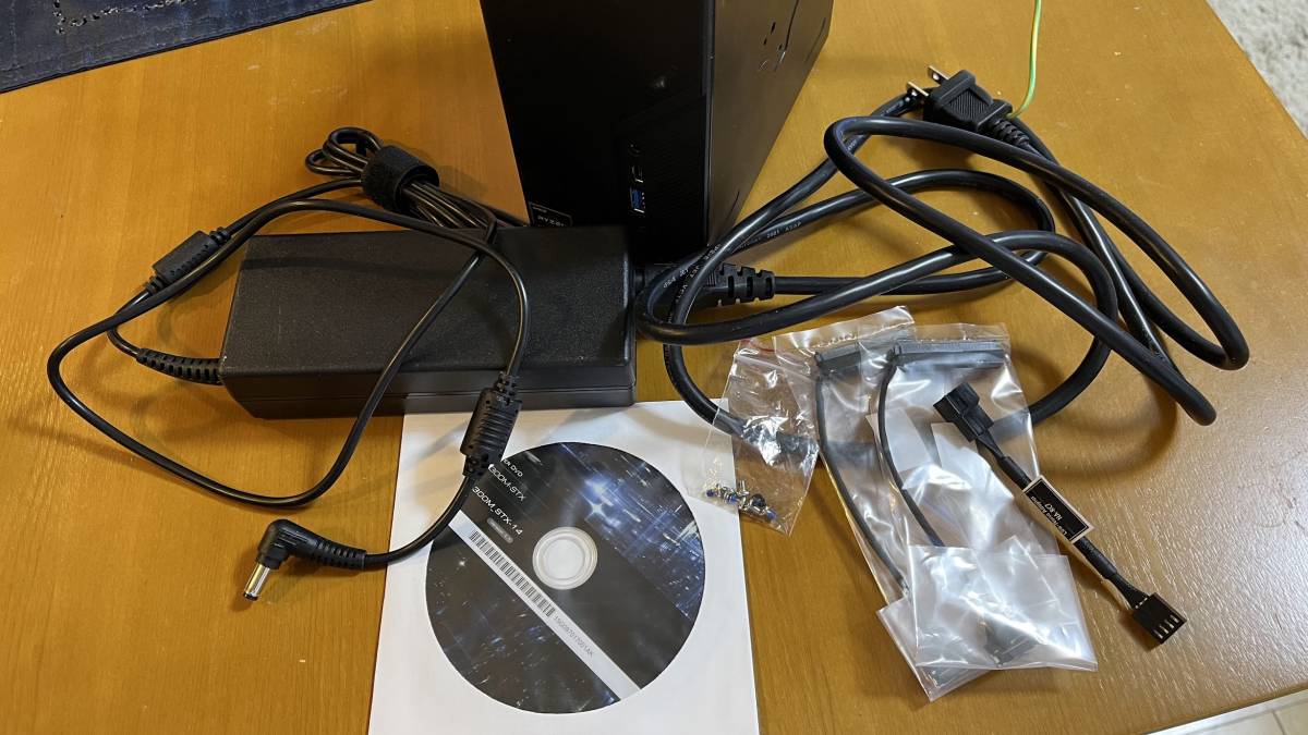 ASRock DeskMini X300 + Ryzen5 5600G + メモリ32GB(ベアボーン