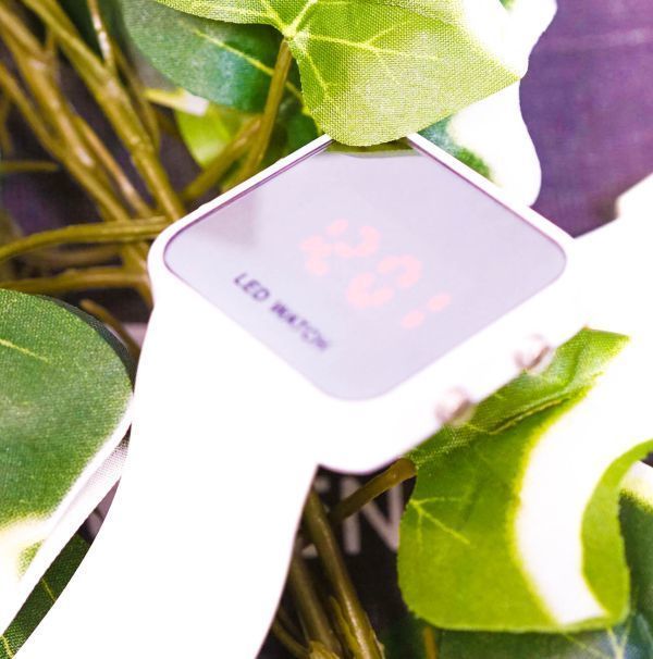 【6個】腕時計 LED レディース デジタル ライブ オレンジ　水色　ホワイト　白　シリコン_画像8