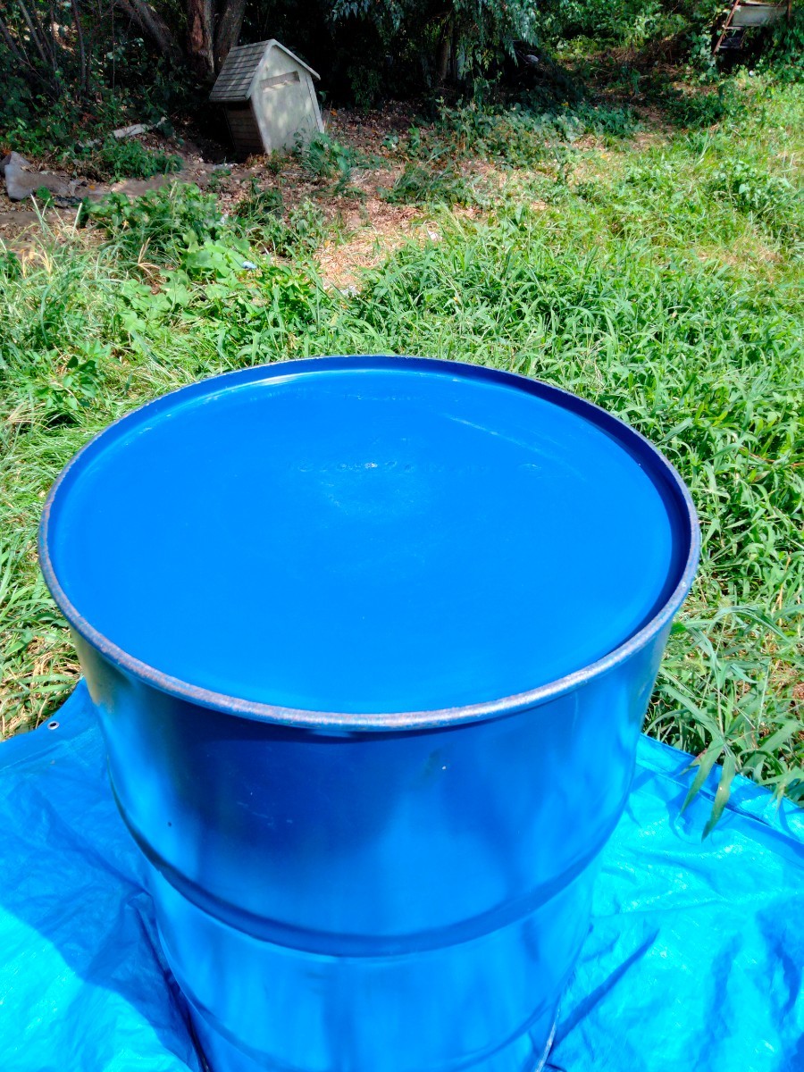 蓋を切ったドラム缶、高さ90センチ直径55センチ、洗浄済み、ゴミ入れや物入れに最適。_画像5