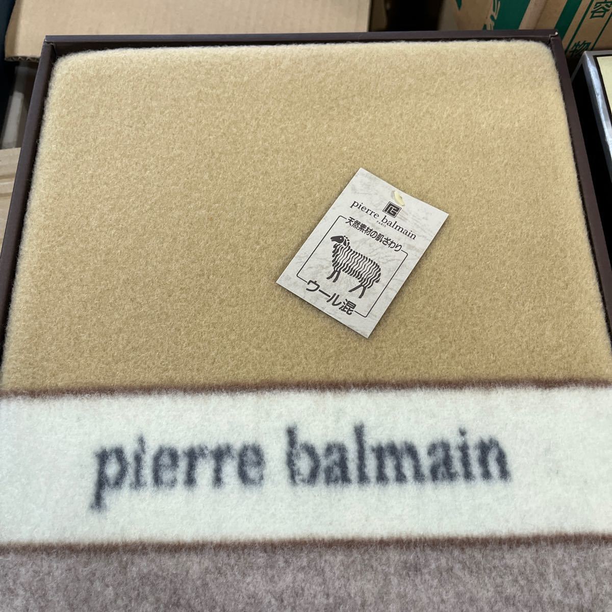 Pierre balmain 毛布 寝具 140×200 新品未使用_画像2