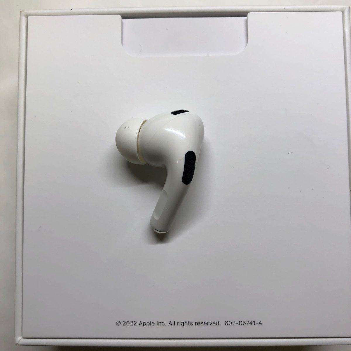 Apple AirPods Pro 第2世代 左側 左耳 左 イヤホン 左耳|Yahoo Apple AirPods Pro 第2世代 左側 左耳 左 イヤホン 左耳|Yahoo