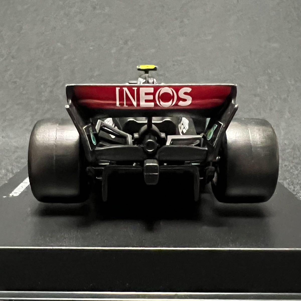 【44】 ブラーゴ F1 1:43 2023年 メルセデス-AMG W14 No.44 ルイス・ハミルトン ドライバー & 専用ケース付_画像7