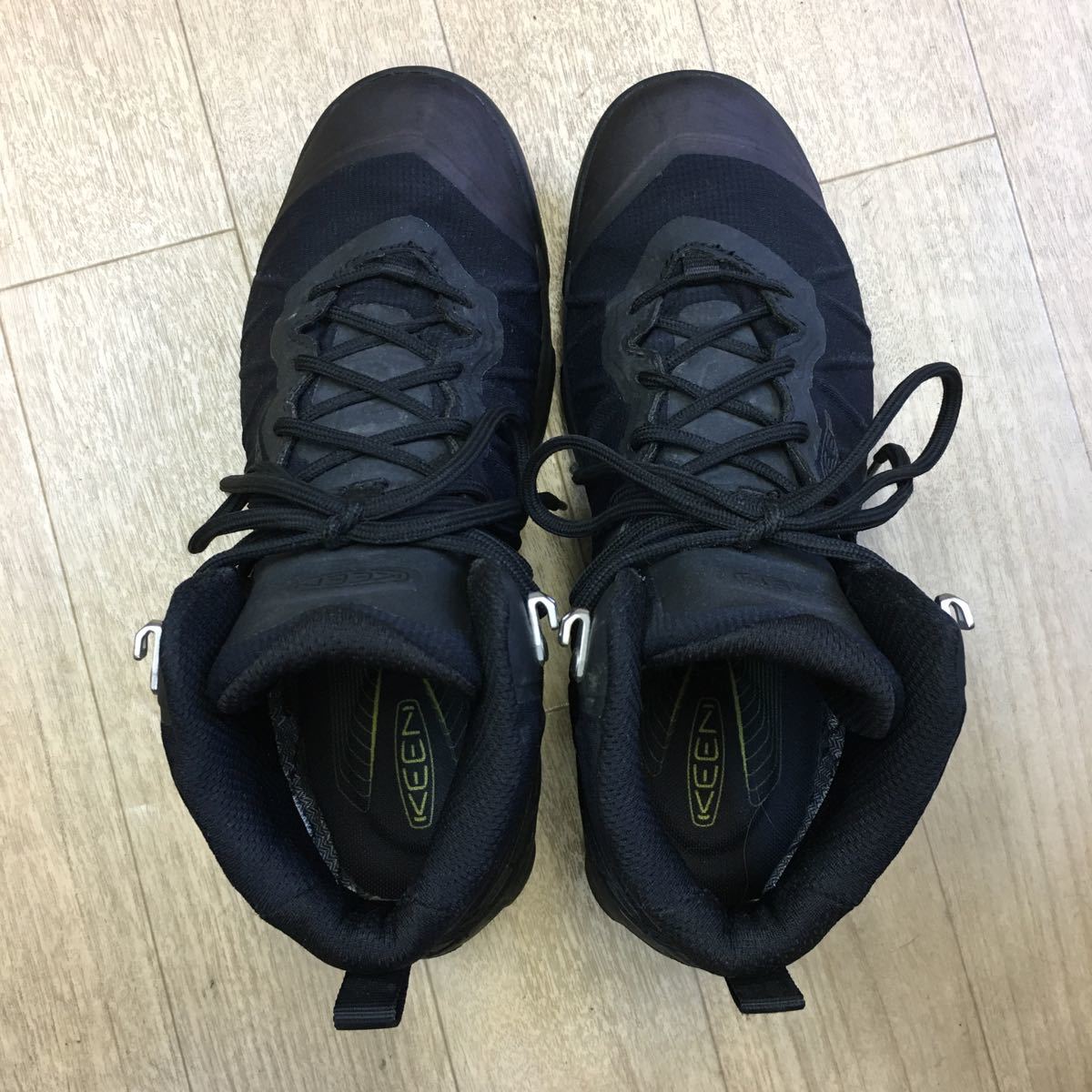 KEEN VENTURE MID WP водонепроницаемый водонепроницаемый походная обувь ботинки 26.5cm чёрный затемненный дверь 