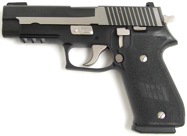 SIG Grip Set, Black Polymer, P220 SLIM FIT 実物 スリムフィット フルサイズ P220 用 グリップ 実銃用 SIG SAUER 送料無料_参考画像銃本体は含みません。