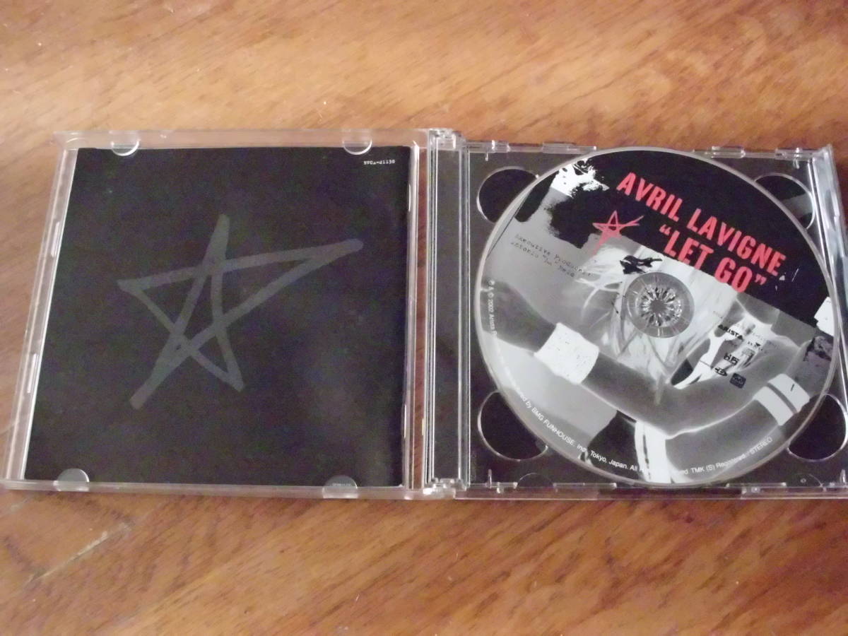 AVRIL LAVIGNE/LET GO CD+DVD 国内盤 外箱ありの画像2