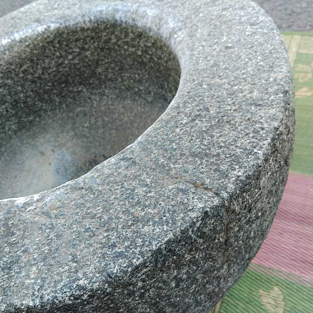  stone . water pot stone pot me Dakar pot diameter approximately 53. height approximately 40. pickup hope Aichi prefecture Toyohashi city 