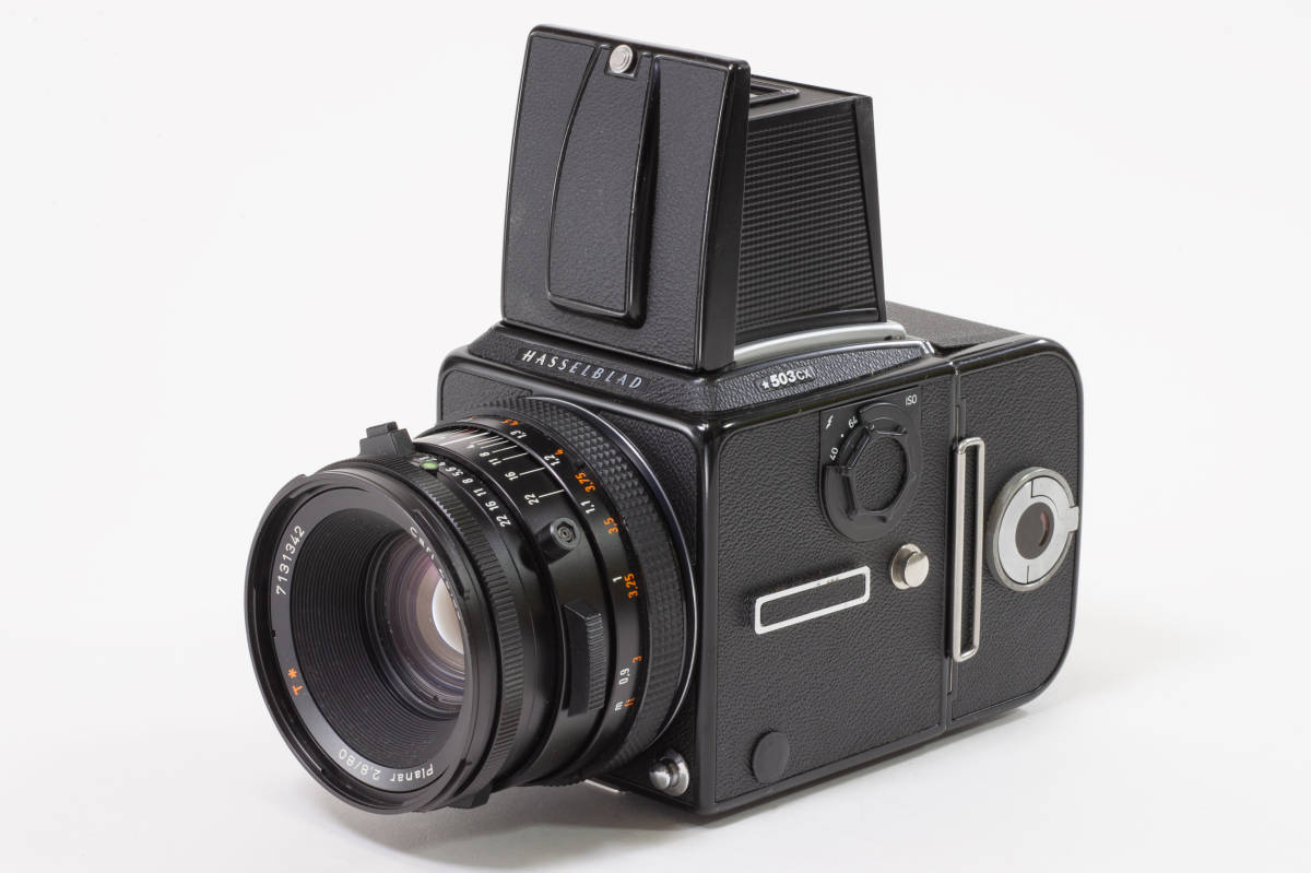 ★美品 ハッセルブラッド HASSELBLAD 503CX 黒 Carl Zeiss Planar 80mm F2.8 T*（キャップ無し）ストラップ【箱（ボディ）・和文取説付】_画像2